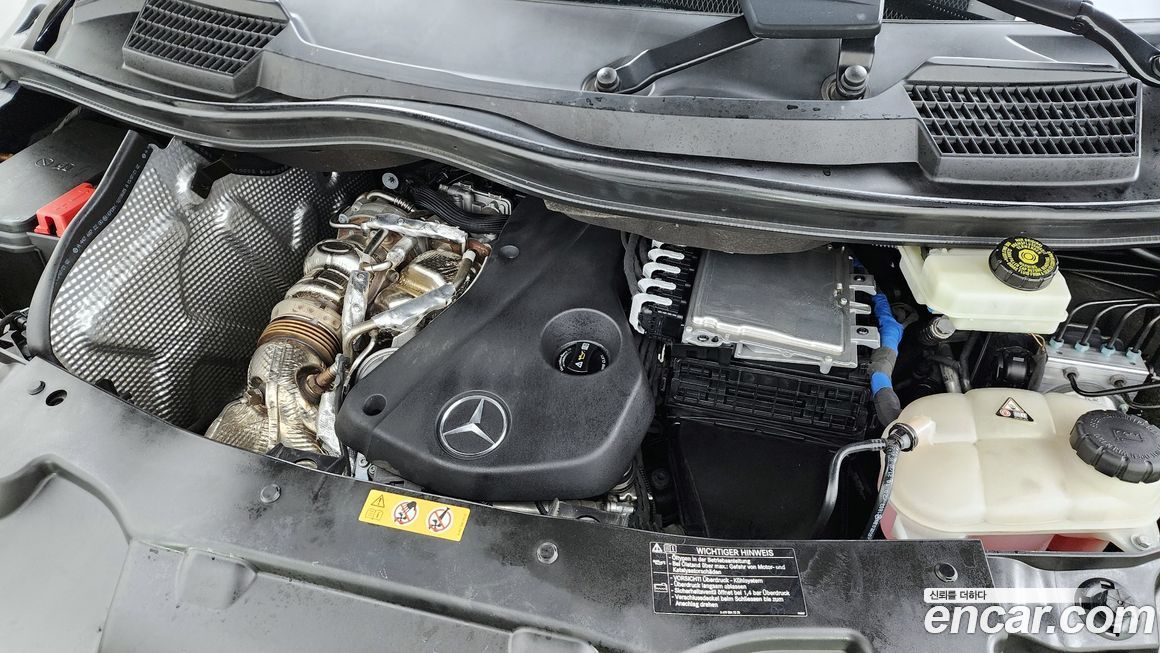 Mercedes-Benz V-Class 2022