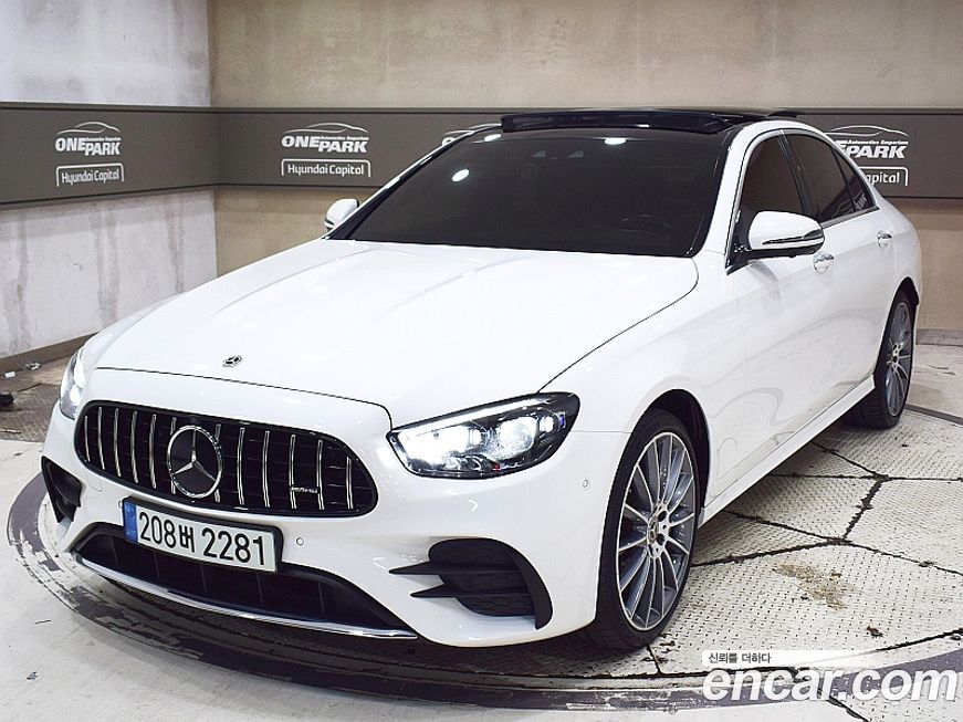 Mercedes-Benz E-Class 2022