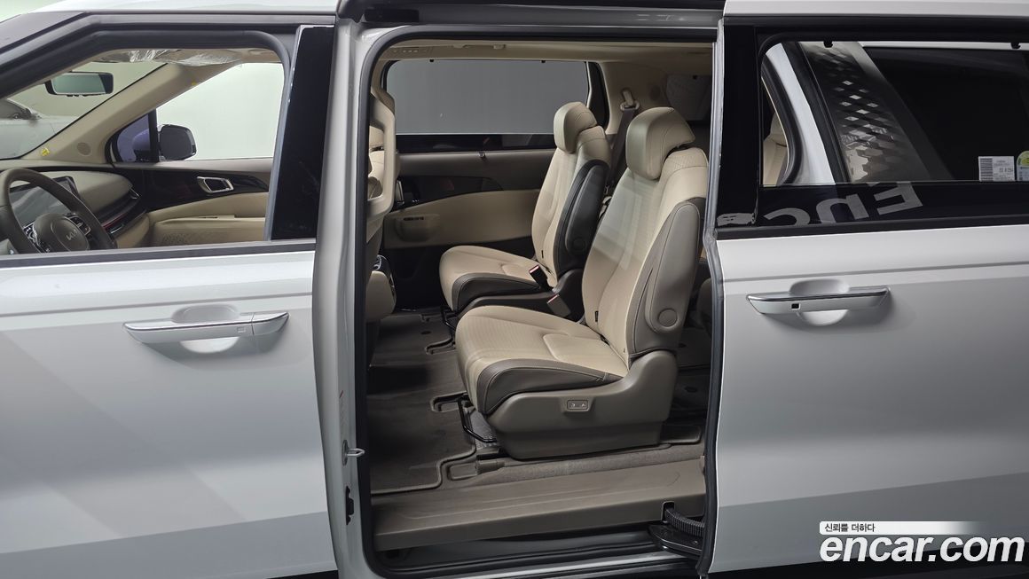 Kia Canival 2024