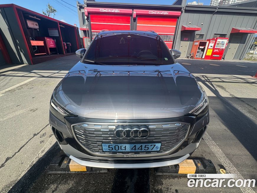 Audi Q4 e-tron 2025