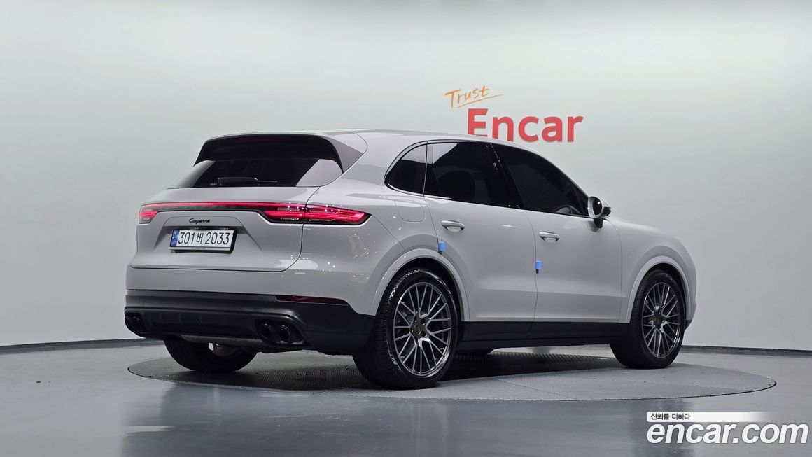 Porsche Cayenne 2022