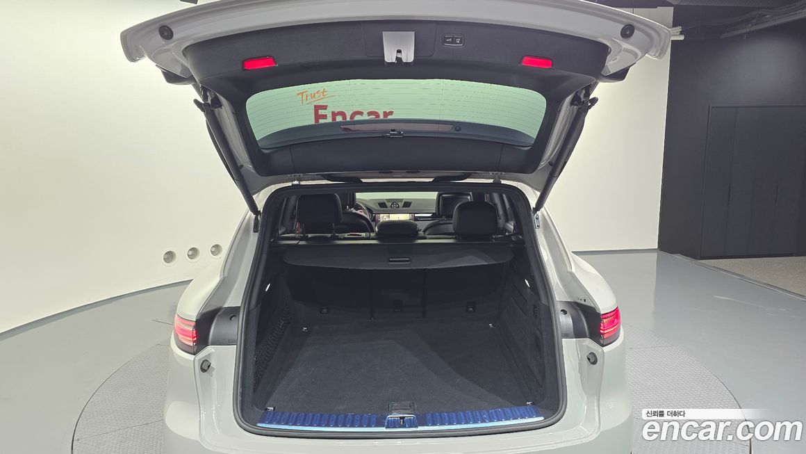 Porsche Cayenne 2022