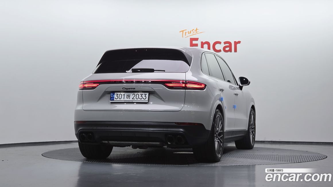 Porsche Cayenne 2022