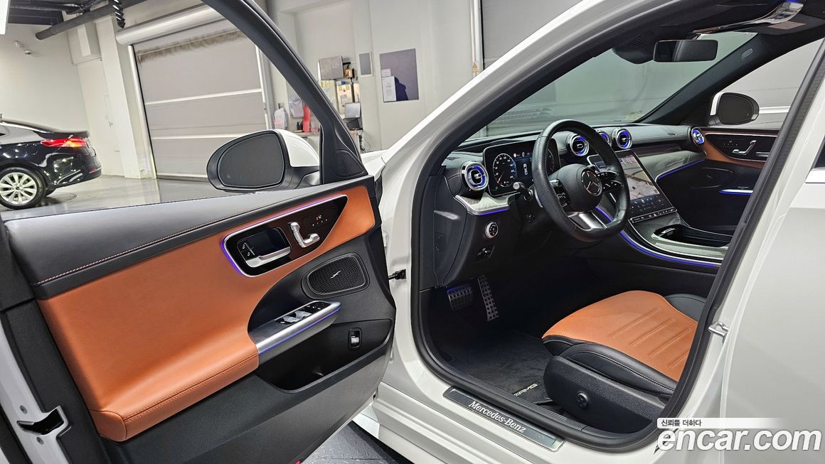 Mercedes-Benz C-Class 2023