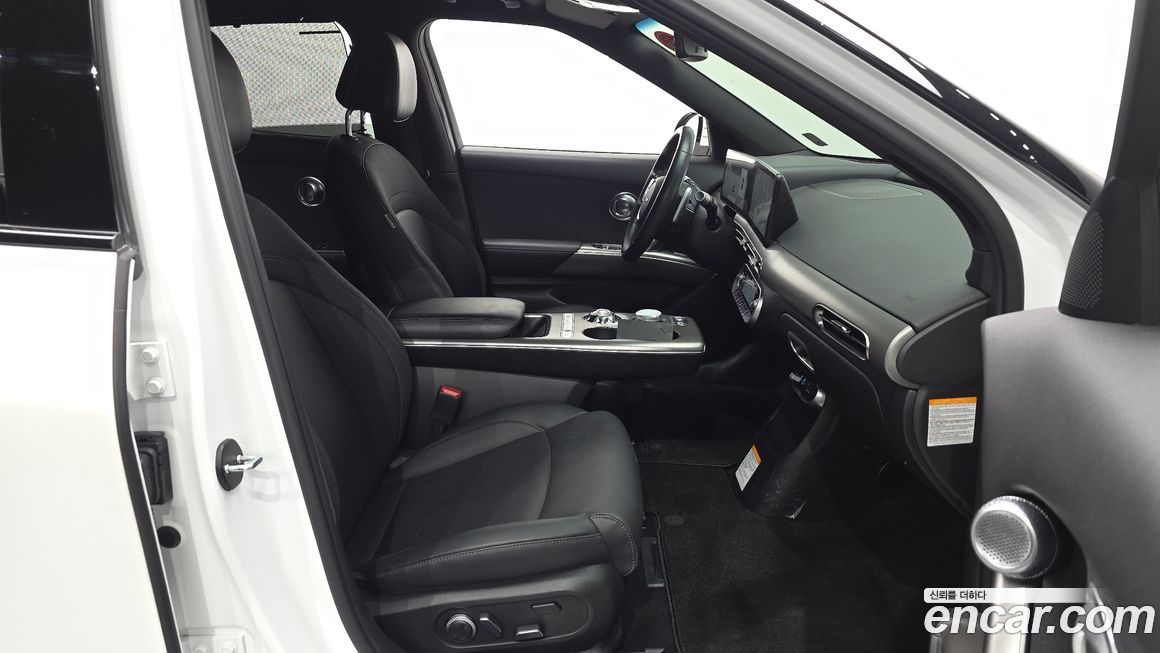 Genesis GV60 2023
