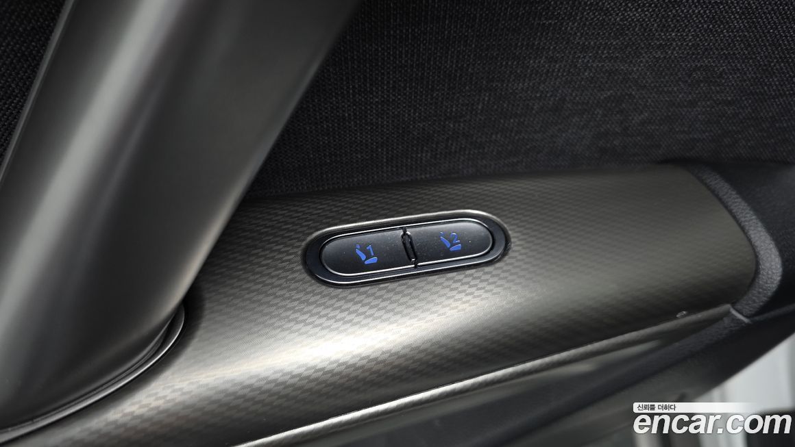 Genesis GV60 2023