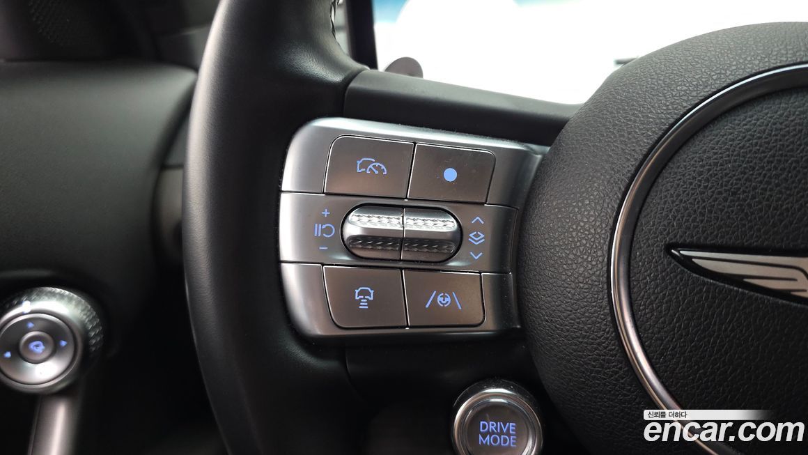 Genesis GV60 2023