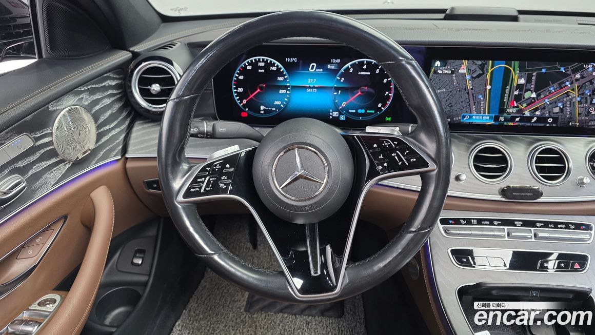 Mercedes-Benz E-Class 2023