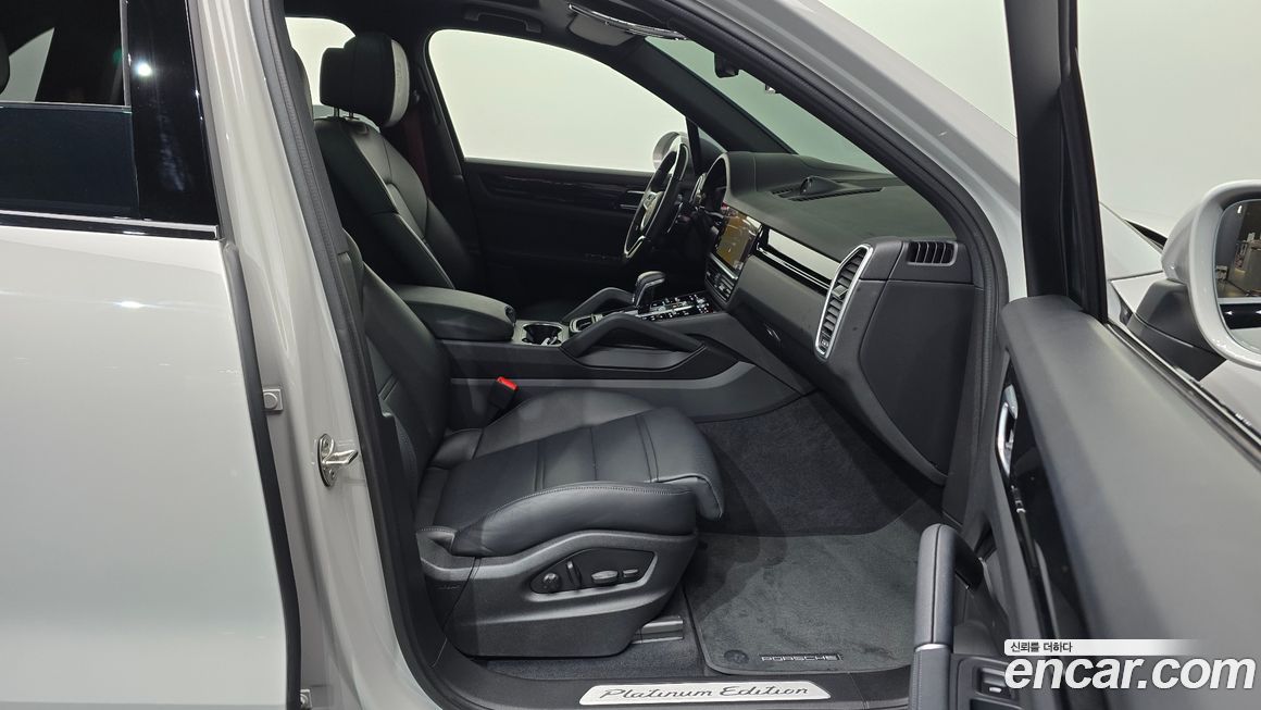 Porsche Cayenne 2022