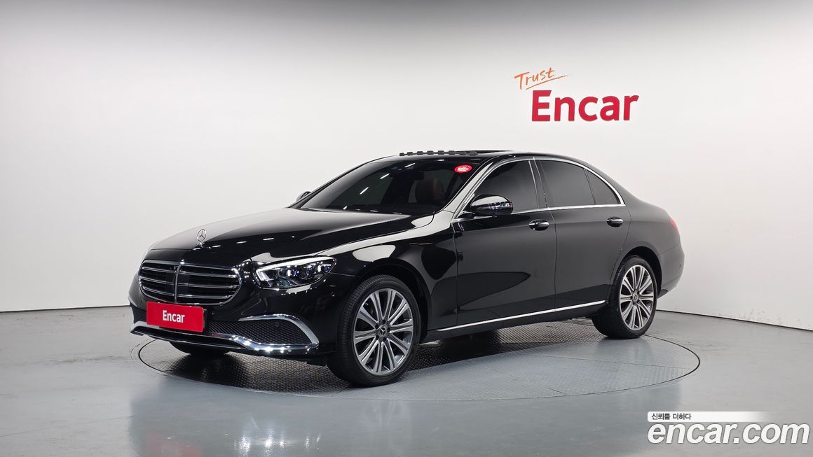 Mercedes-Benz E-Class 2023