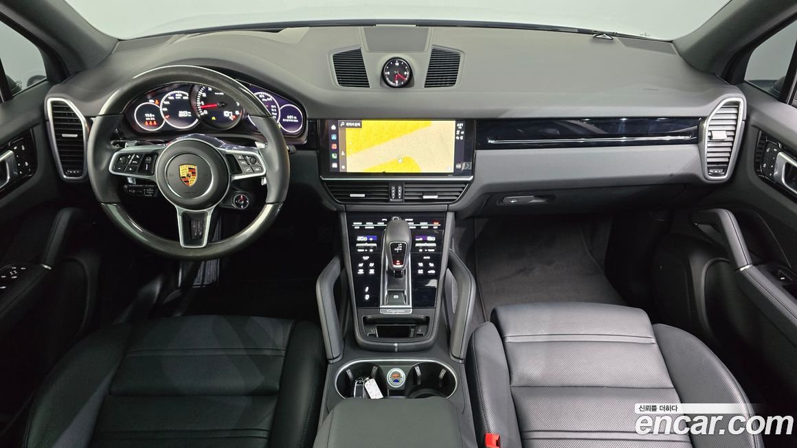 Porsche Cayenne 2022