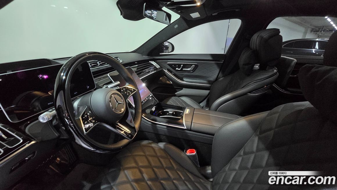 Mercedes-Benz S-Class 2025