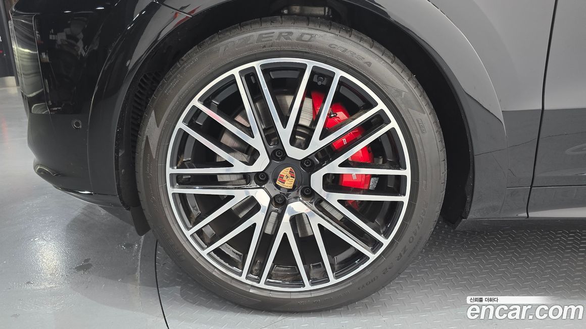 Porsche Cayenne 2025