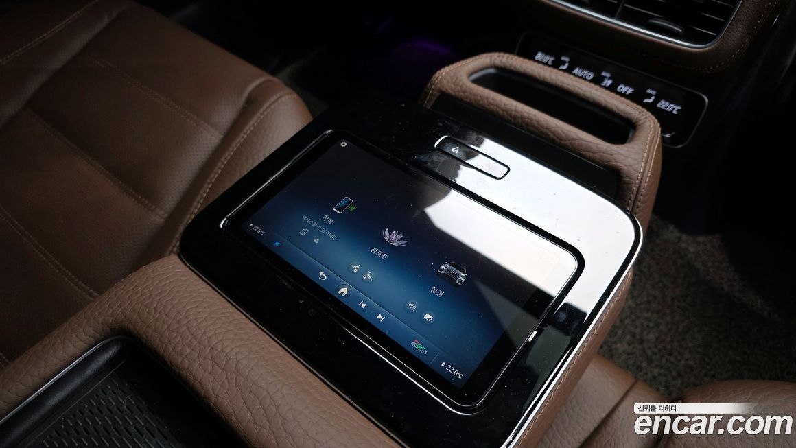 Mercedes-Benz GLS-Class 2025