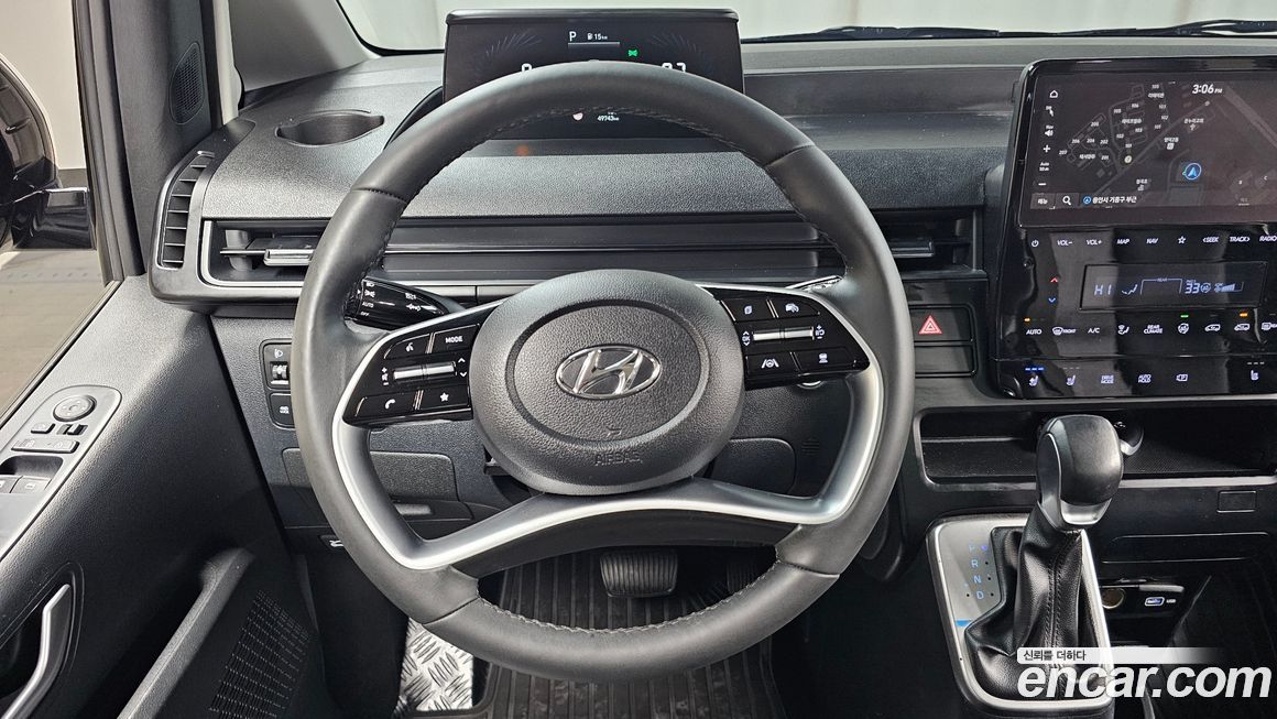 Hyundai Staria 2024