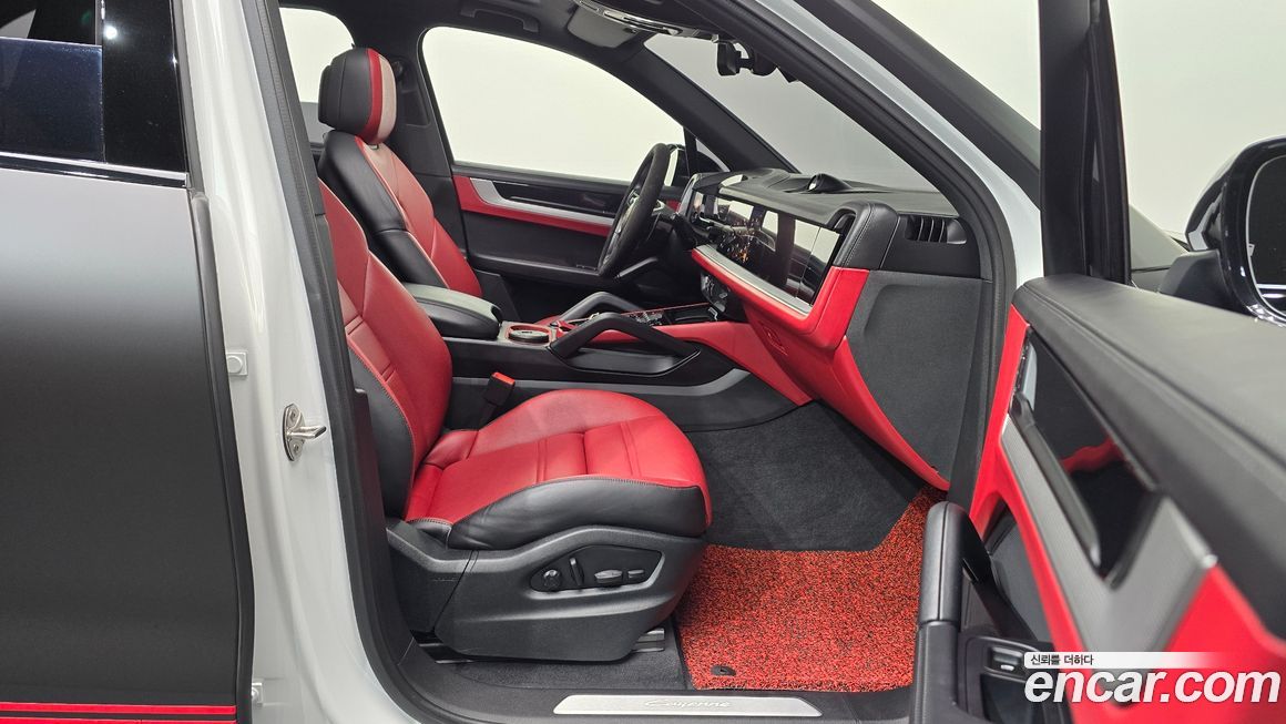 Porsche Cayenne 2024