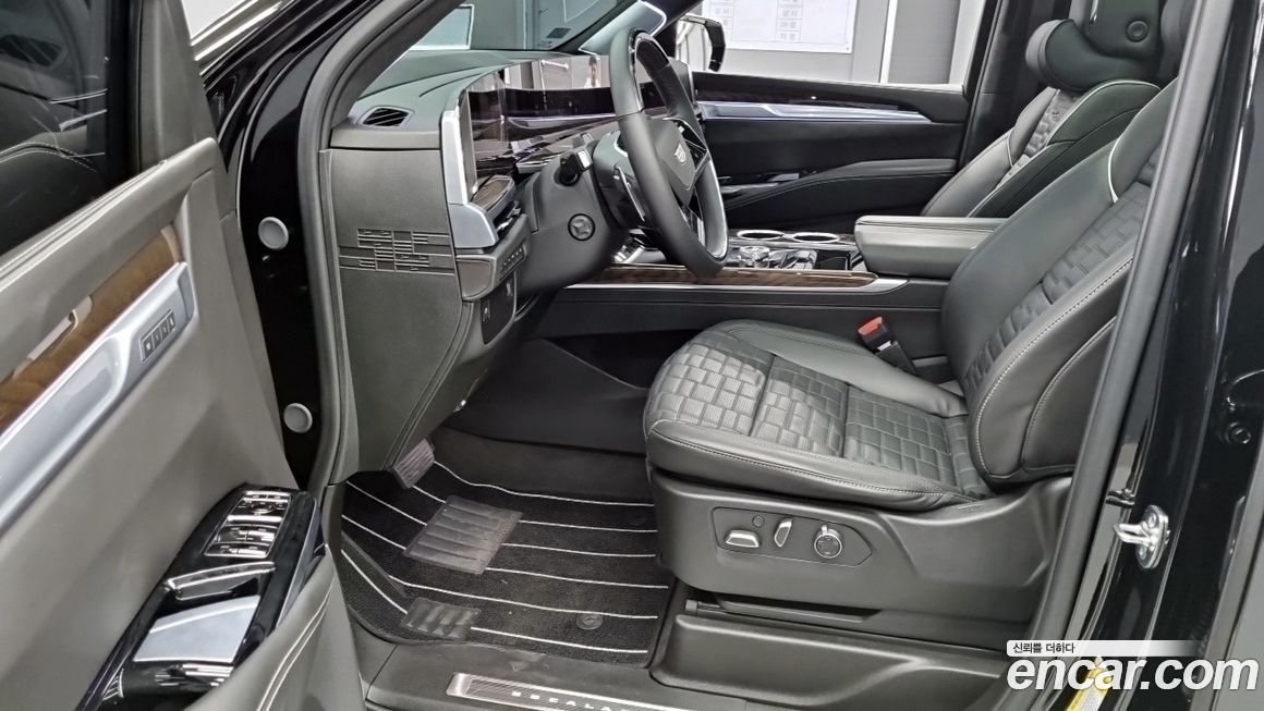 Cadillac Escalade 2025