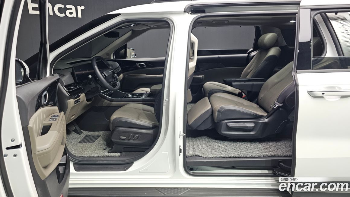 Kia Canival 2025