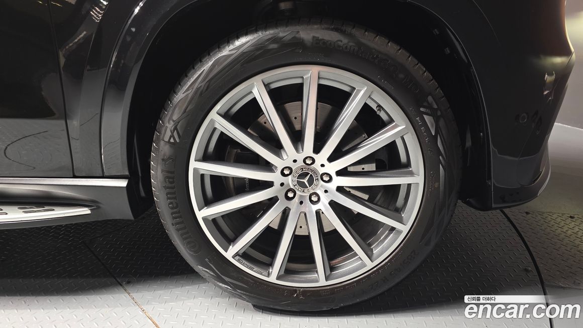 Mercedes-Benz GLS-Class 2025