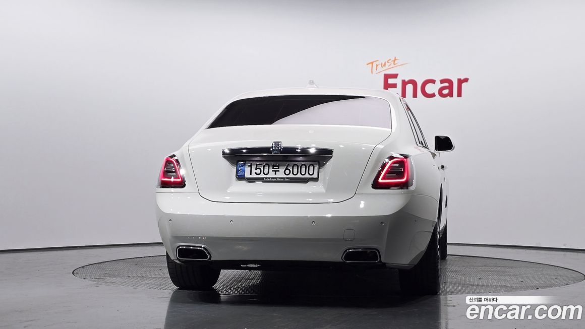 Rolls-Royce Ghost 2021