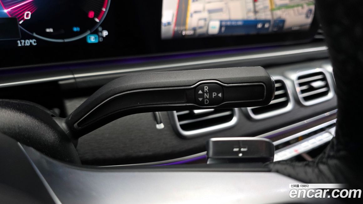 Mercedes-Benz GLS-Class 2025