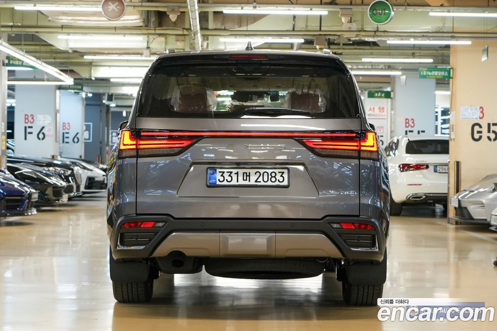 Lexus LX 2025