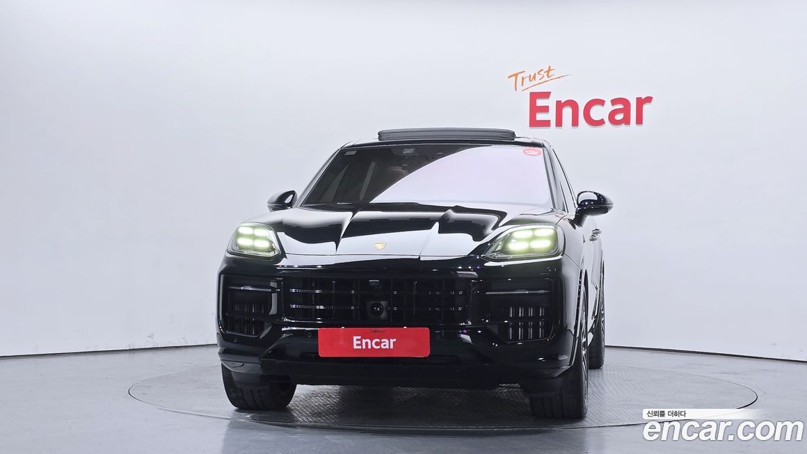 Porsche Cayenne 2025