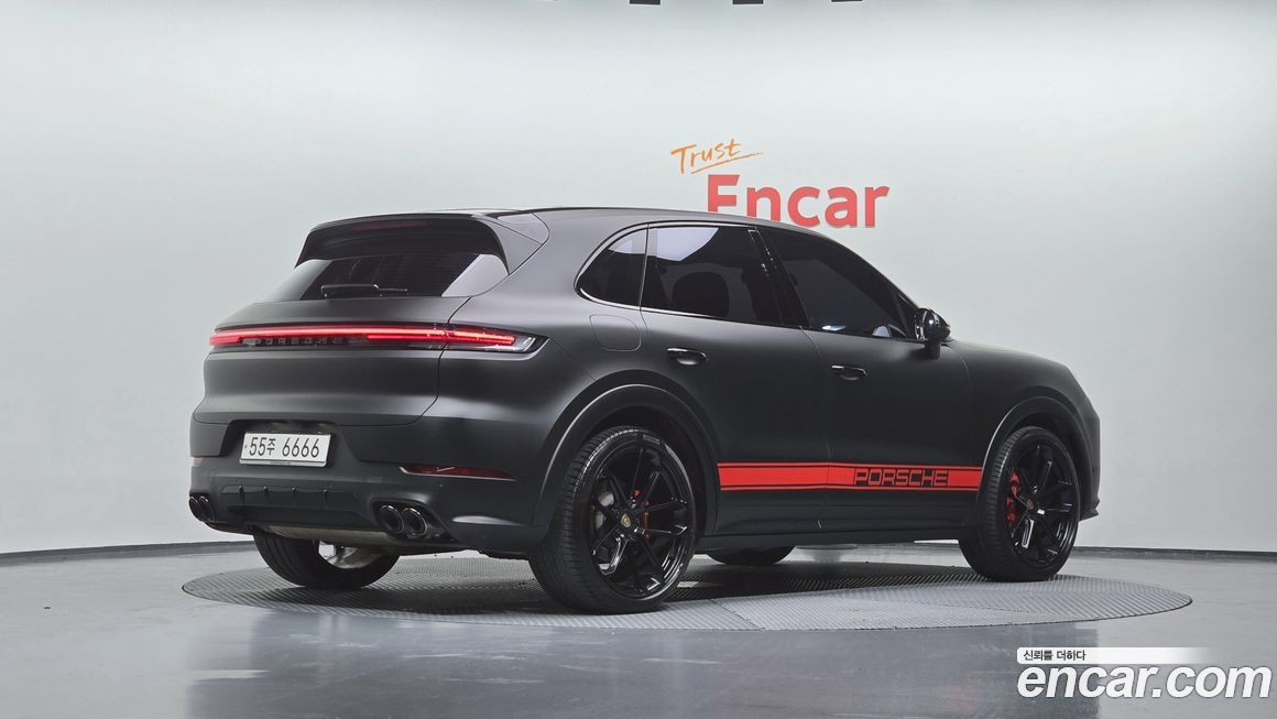 Porsche Cayenne 2024