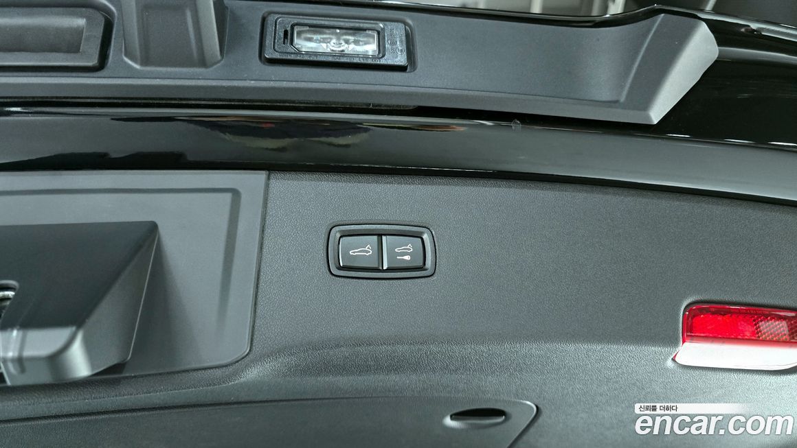 Porsche Cayenne 2025