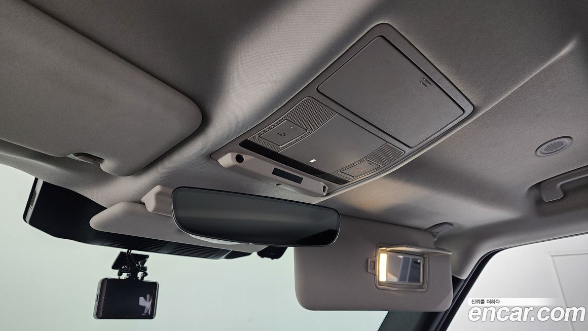 Land Rover Defender 2020