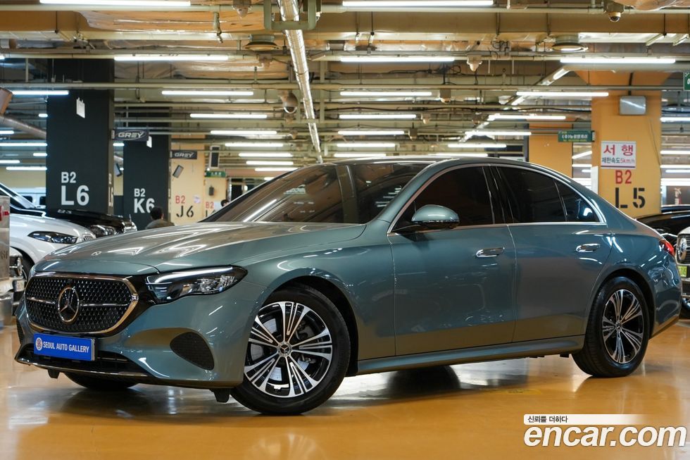 Mercedes-Benz E-Class 2025