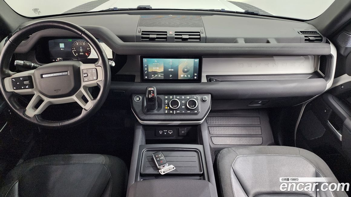 Land Rover Defender 2020