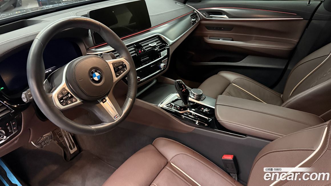 BMW Gran Turismo 2023