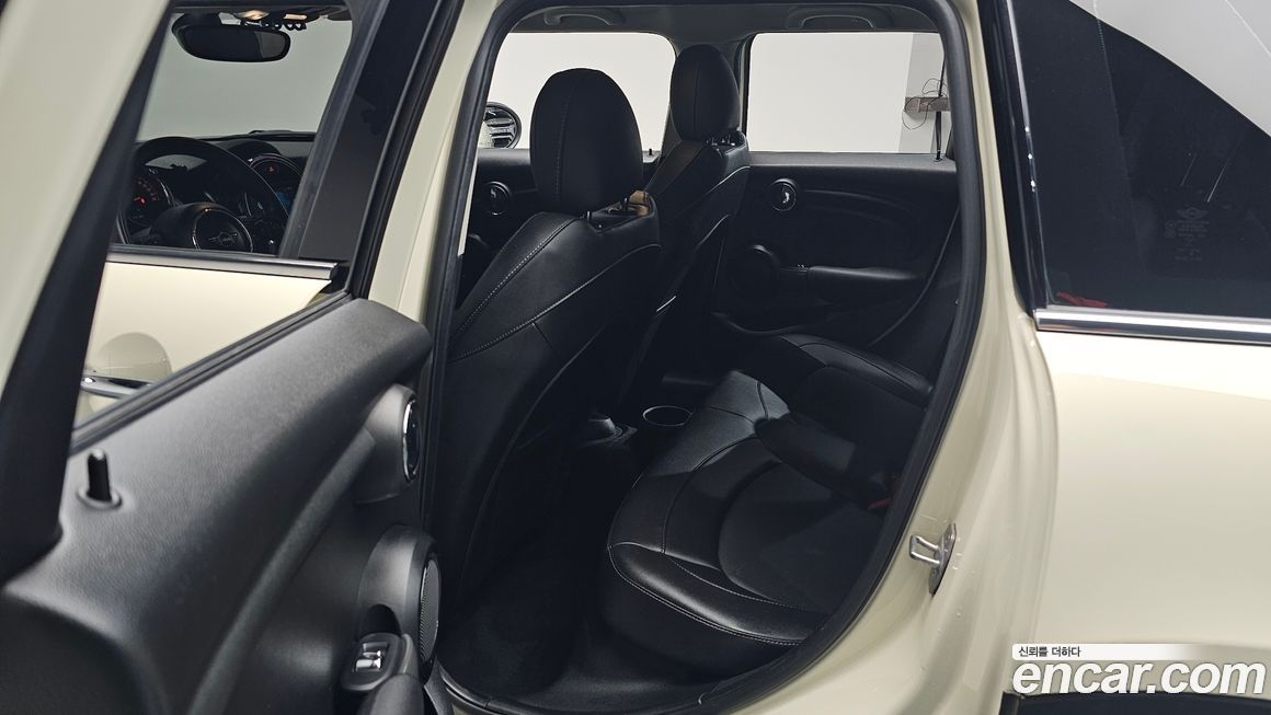 Mini Cooper 2019