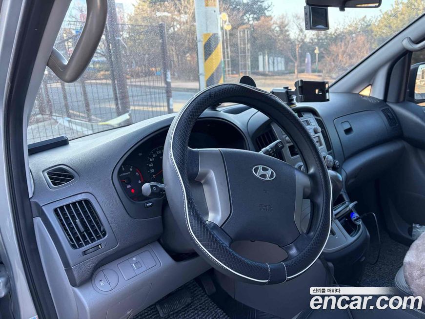 Hyundai Starex 2011