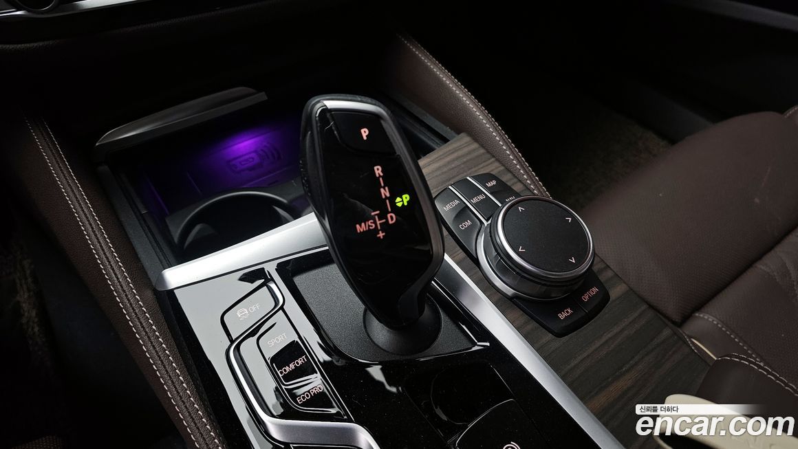 BMW Gran Turismo 2024