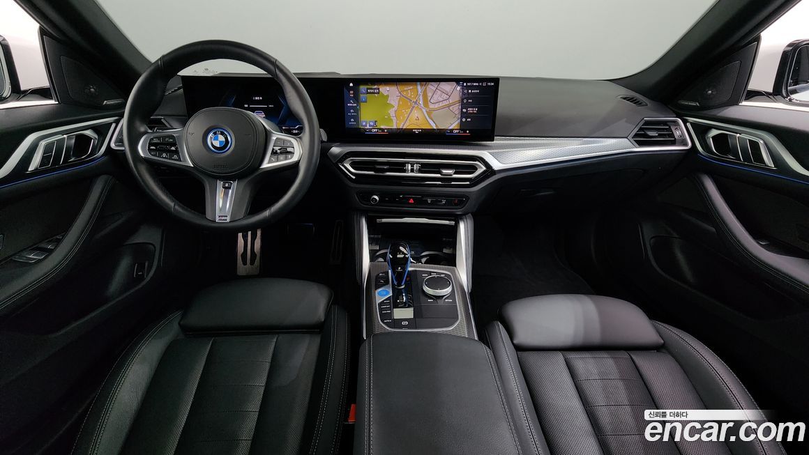 BMW i4 2023