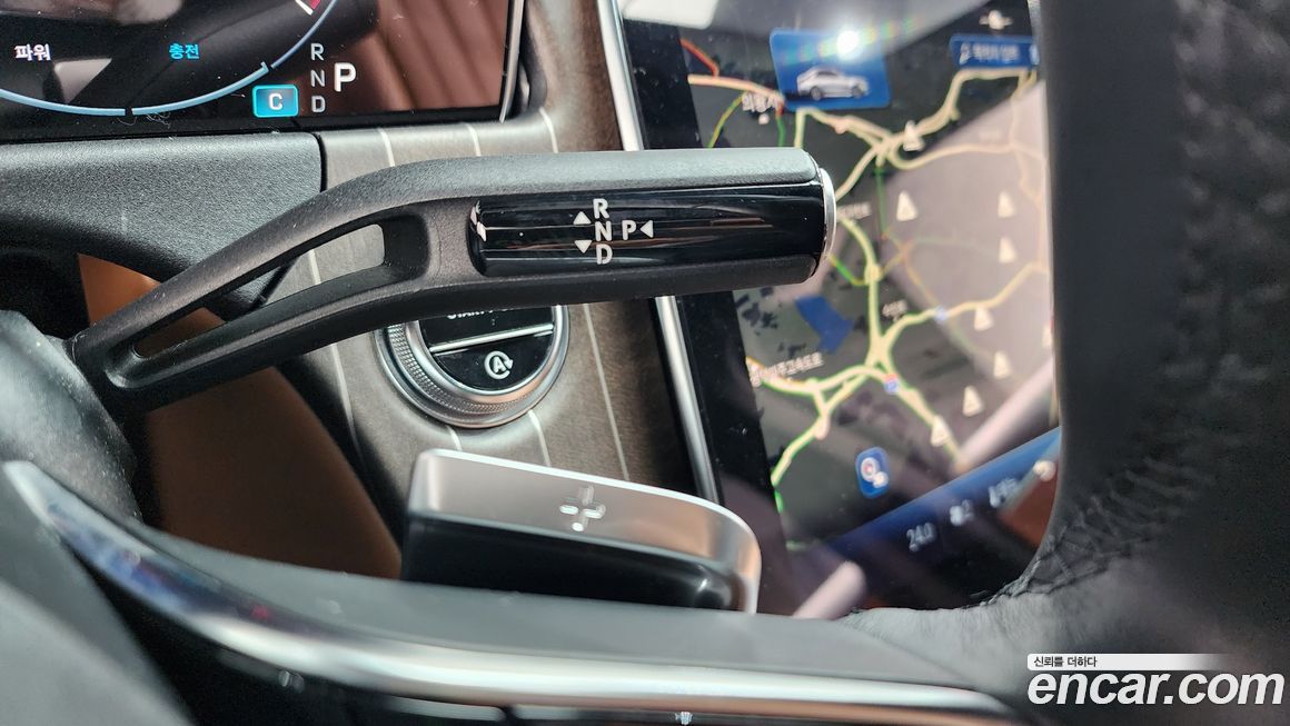 Mercedes-Benz E-Class 2024