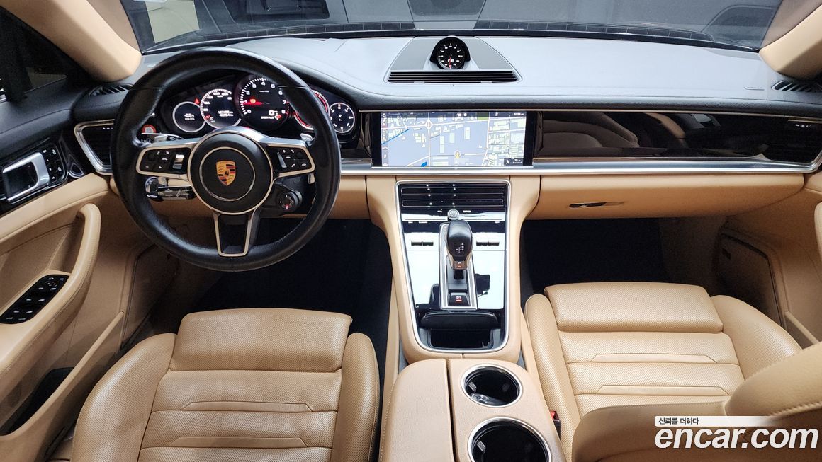 Porsche Panamera 2020