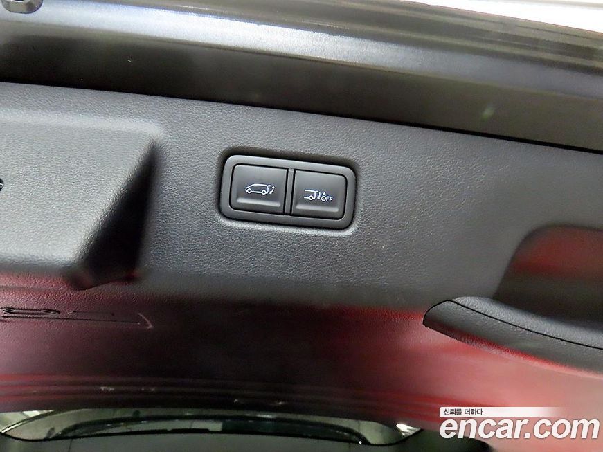 Hyundai Staria 2025
