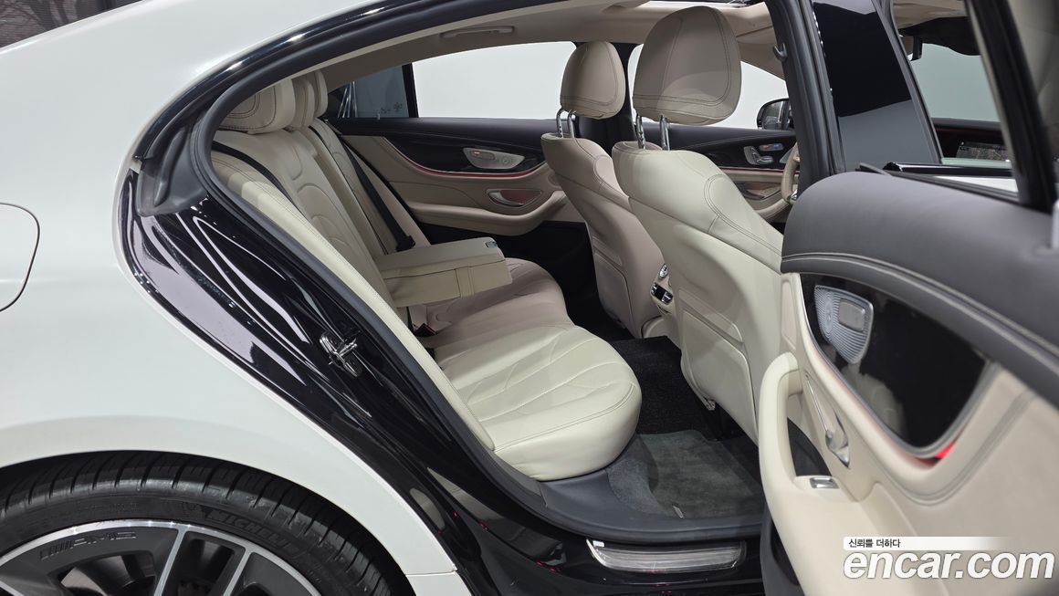 Mercedes-Benz CLS-Class 2021