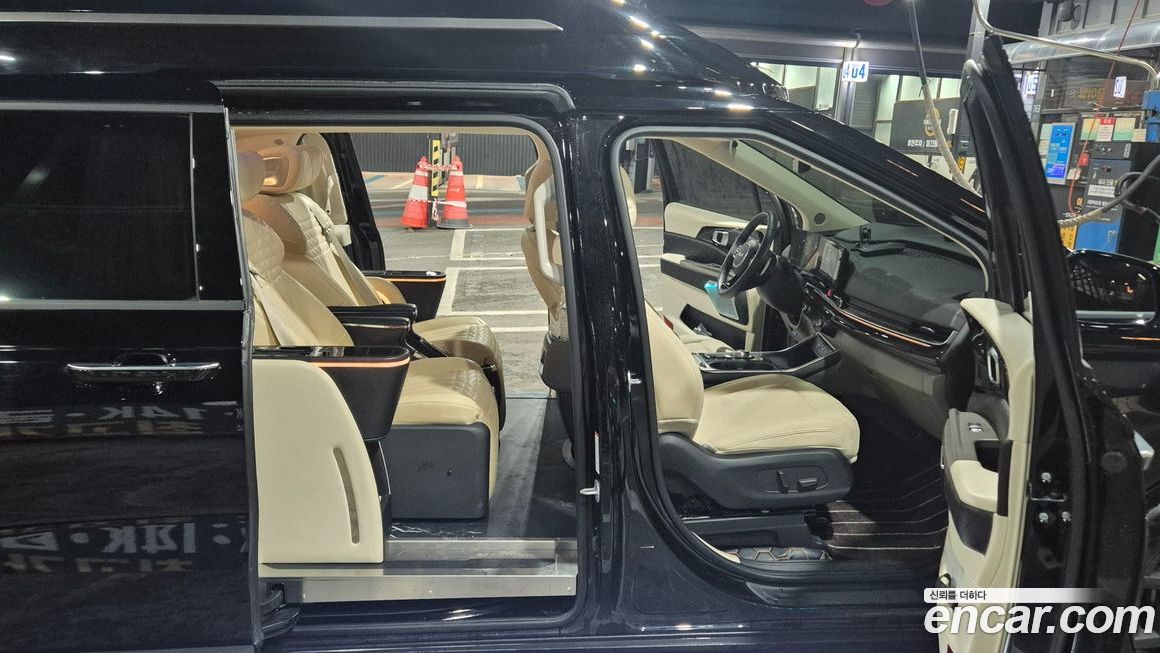 Kia Canival 2025
