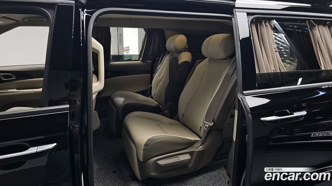 Kia Canival 2025