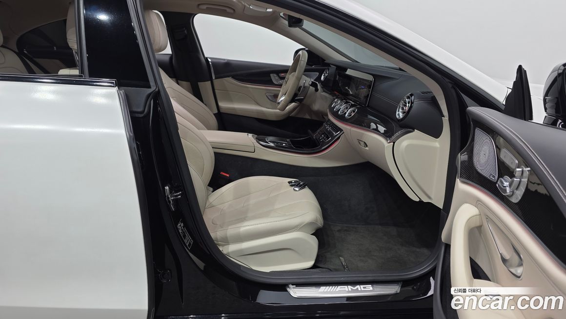 Mercedes-Benz CLS-Class 2021