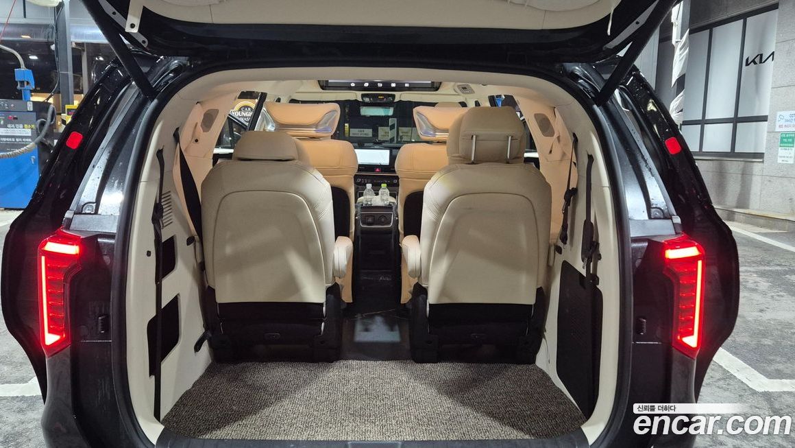 Kia Canival 2025