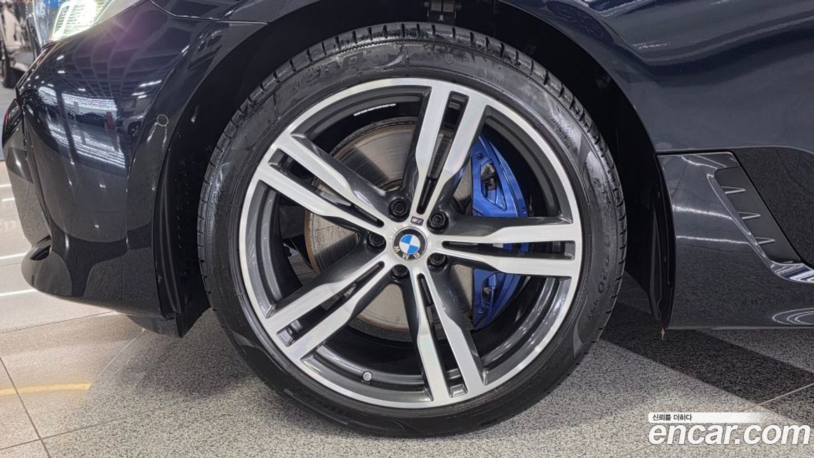 BMW Gran Turismo 2024