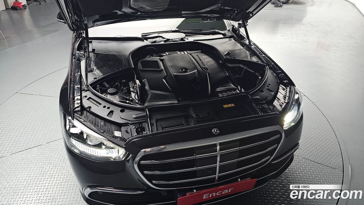 Mercedes-Benz S-Class 2022