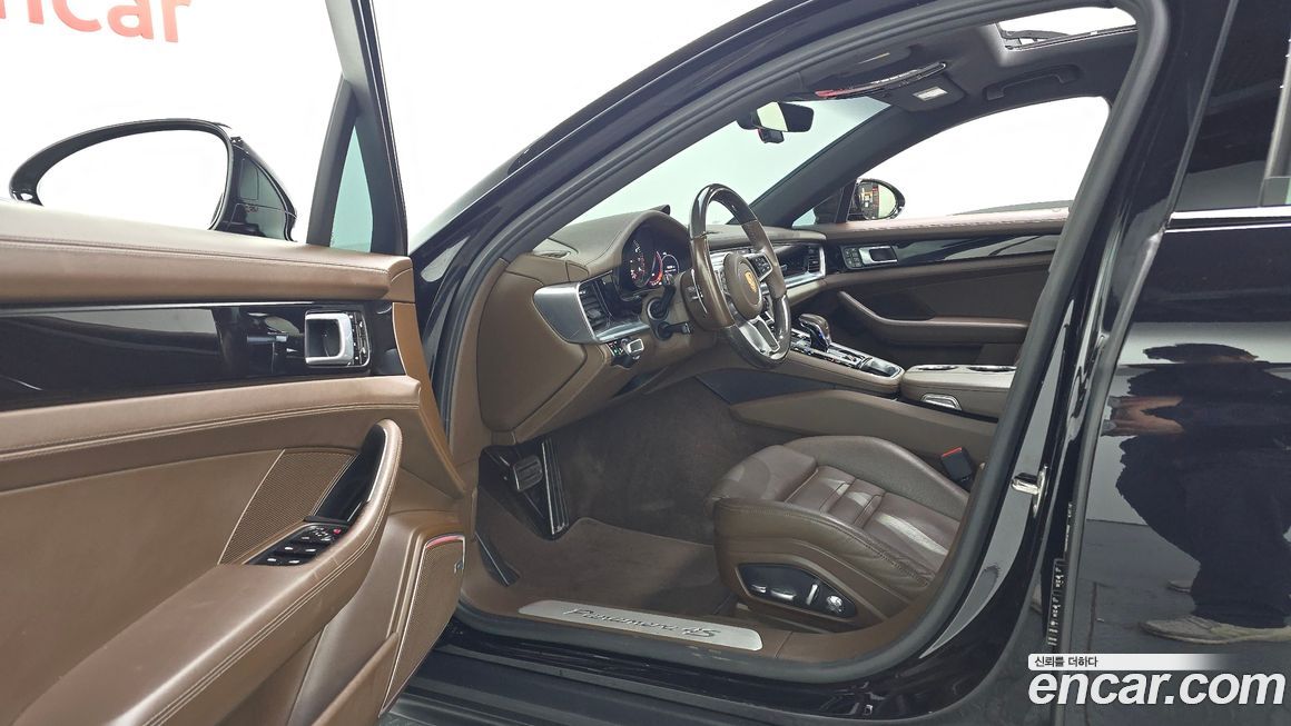 Porsche Panamera 2018
