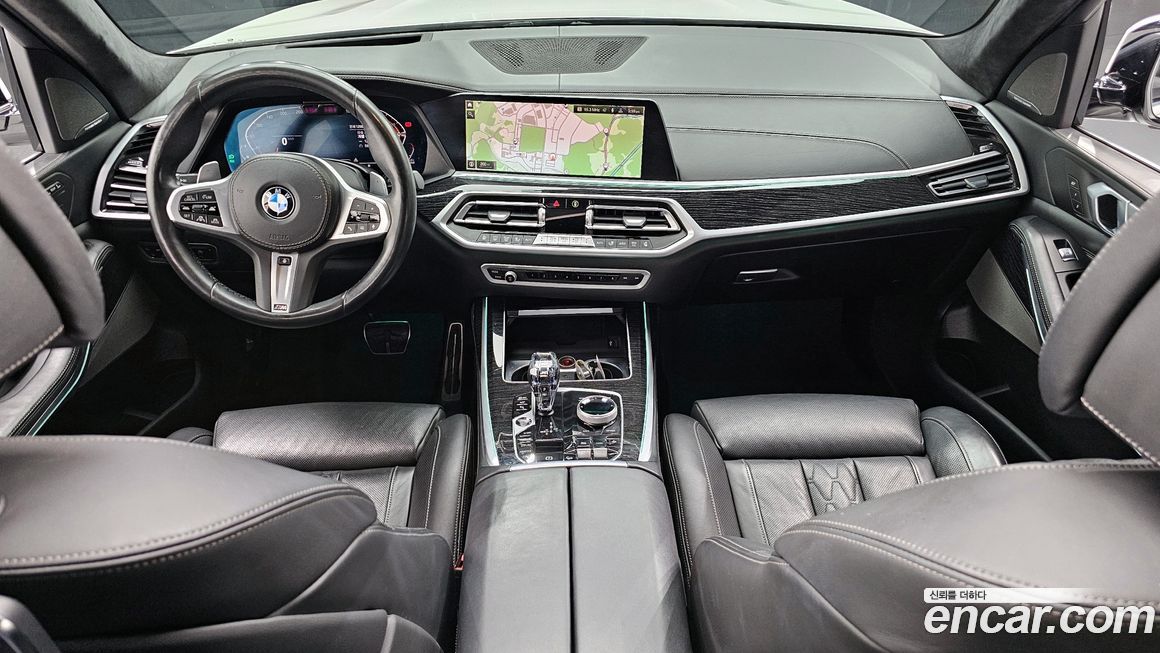 BMW X7 2021