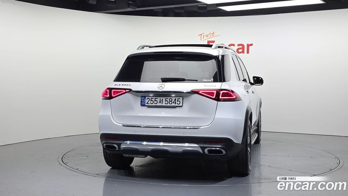 Mercedes-Benz GLE-Class 2022